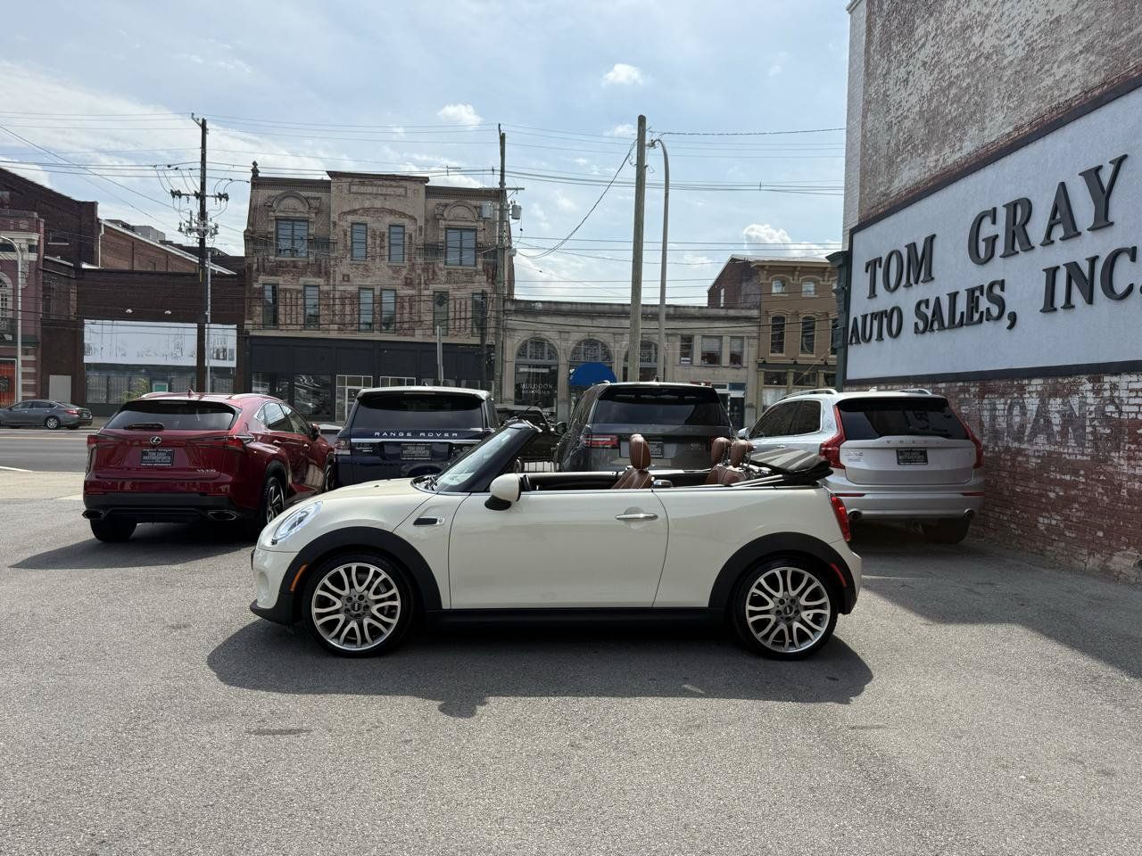 Used 2016 MINI Cooper Convertible FWD image 5