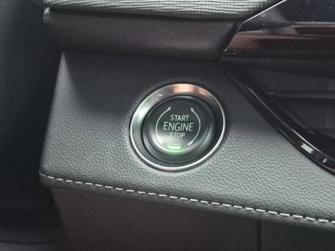 Certified 2025 Buick Enclave Sport Touring w/ Power Package FWD image 33