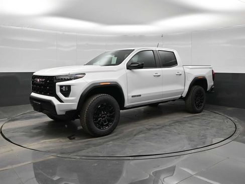 New 2026 GMC Canyon Elevation image 4