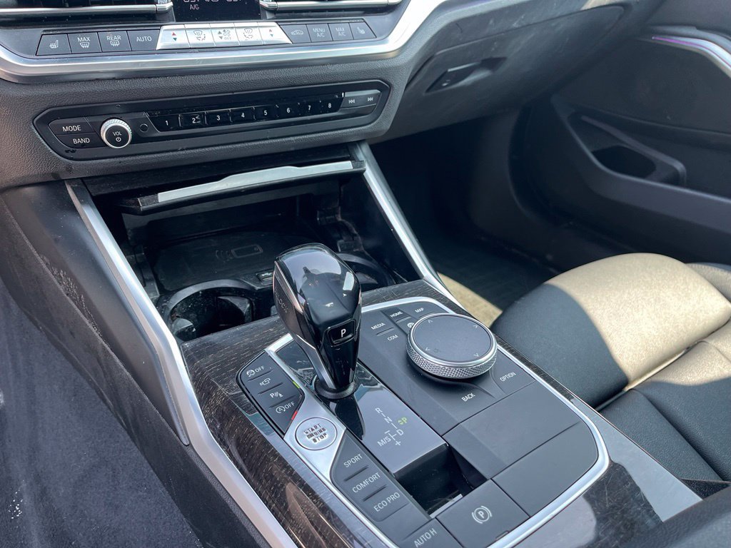 Used 2021 BMW 330i xDrive Sedan w/ Convenience Package AWD/4WD image 39