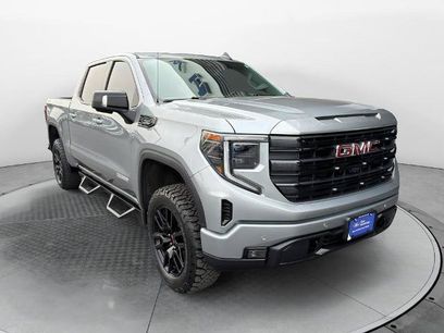 Used 2025 GMC Sierra 1500 Elevation w/ Elevation Premium Package