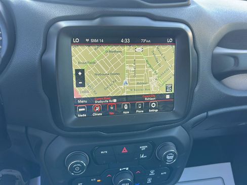 Used 2023 Jeep Renegade Trailhawk AWD/4WD image 29