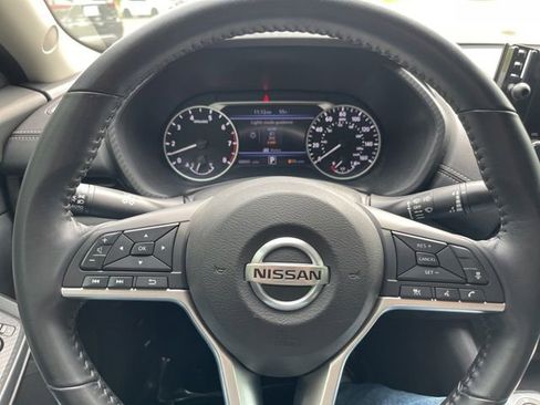 Used 2020 Nissan Sentra SV FWD image 16
