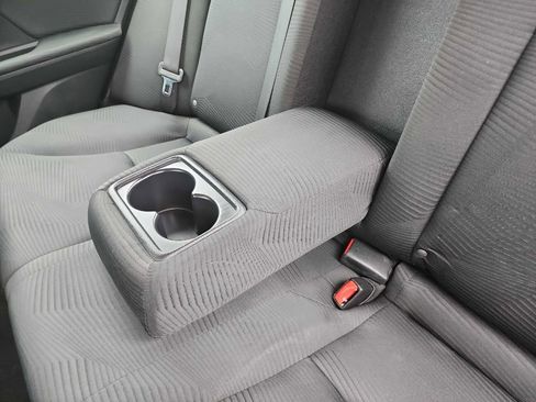 Used 2016 Honda Accord LX image 30