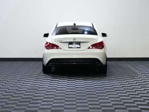 Used 2015 Mercedes-Benz CLA 250 image 7