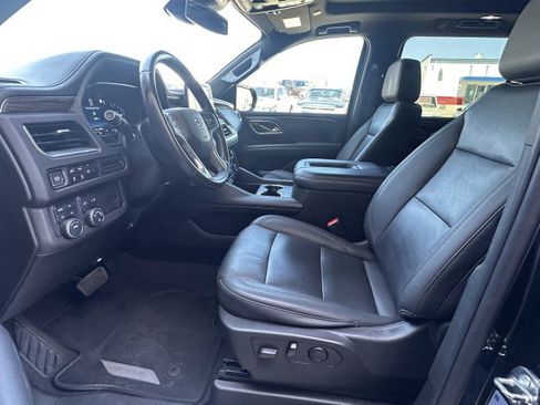 Used 2023 Chevrolet Suburban Z71 AWD/4WD image 11