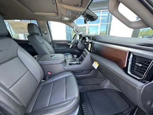New 2026 GMC Sierra 1500 Denali w/ Denali Reserve Package image 34
