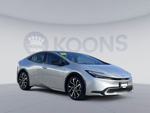 Used 2023 Toyota Prius Prime Premium w/ Advanced Technology Package image 8