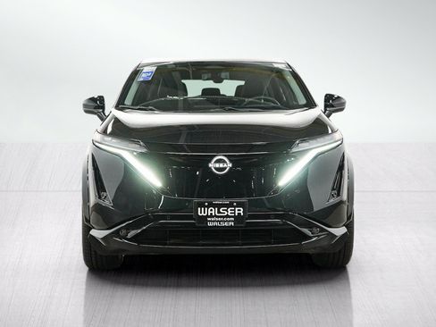 Used 2024 Nissan Ariya AWD image 8