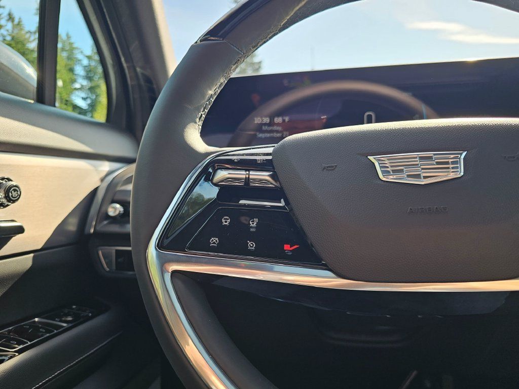 New 2027 Cadillac Vistiq Luxury AWD/4WD image 33