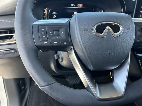 New 2026 INFINITI QX60 Luxe image 26