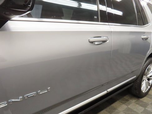 Used 2024 GMC Yukon Denali w/ Denali Reserve Package image 39