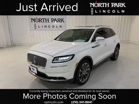 Used 2023 Lincoln Nautilus Reserve FWD image 1