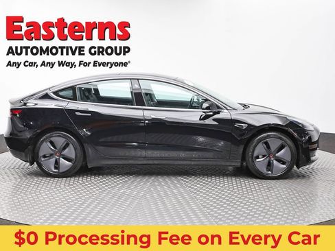 Used 2018 Tesla Model 3 RWD image 3