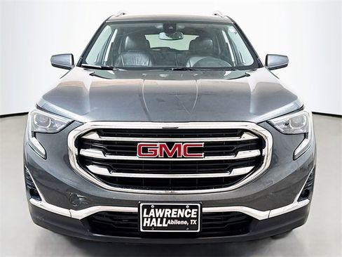 Used 2021 GMC Terrain SLT image 2
