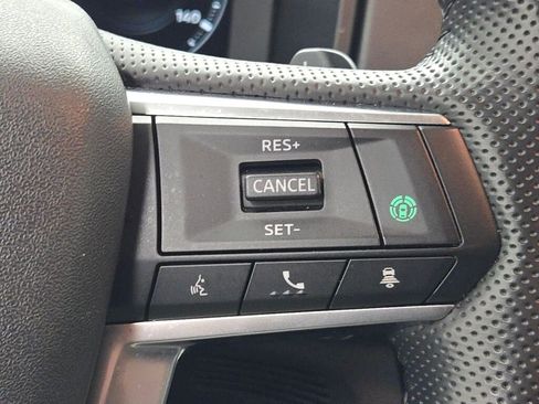 Used 2024 Mitsubishi Outlander SEL image 38