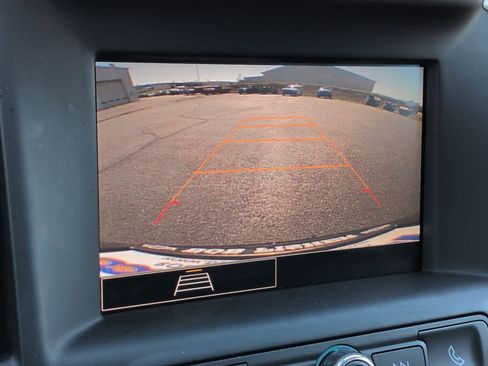 Certified 2023 GMC Terrain SLE w/ Driver Convenience Package image 15