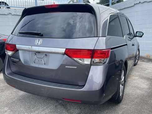 Used 2016 Honda Odyssey SE image 4