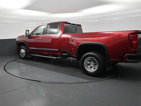 Used 2024 Chevrolet Silverado 3500 High Country w/ Technology Package image 6