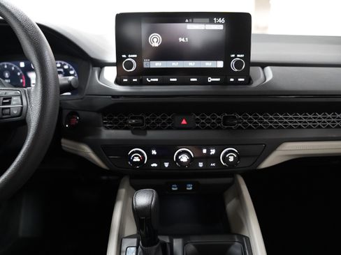 Used 2023 Honda Accord LX image 21