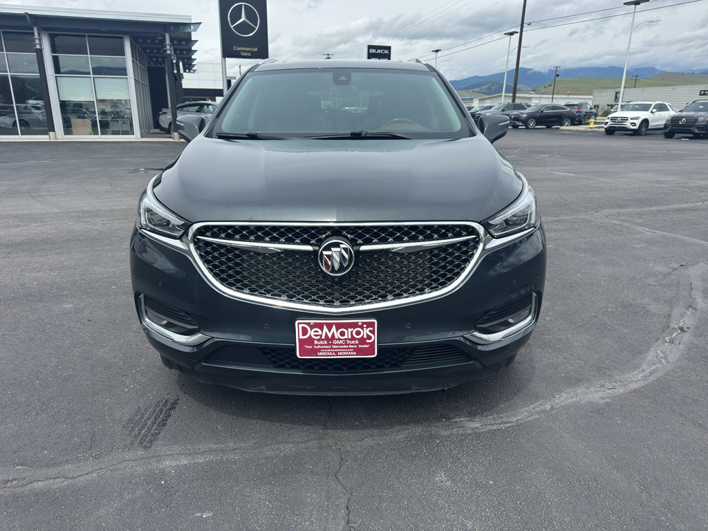 Used 2020 Buick Enclave Avenir w/ Avenir Technology Package AWD/4WD image 2