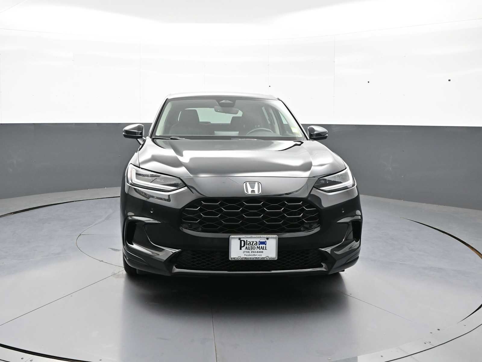 Used 2024 Honda HR-V EX-L image 2