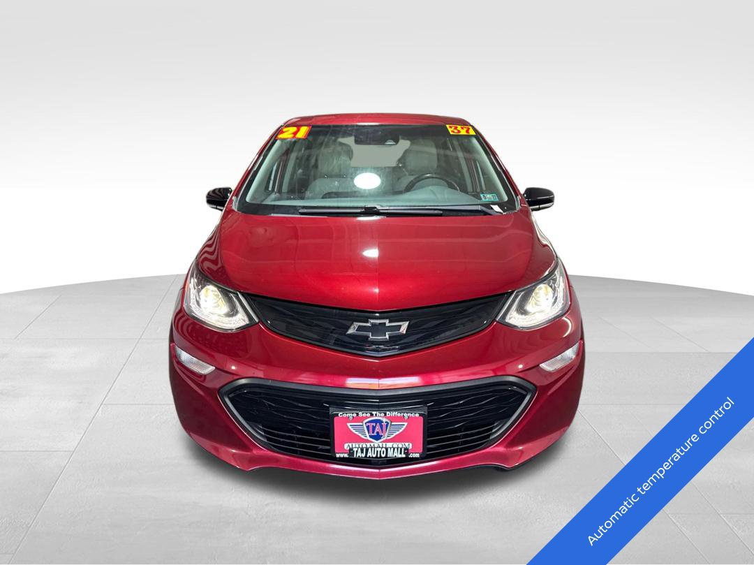 Used 2021 Chevrolet Bolt LT FWD image 2