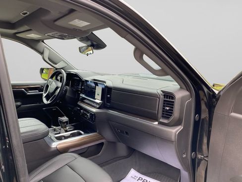 Certified 2024 Chevrolet Silverado 1500 LT Trail Boss w/ Convenience Package II AWD/4WD image 10