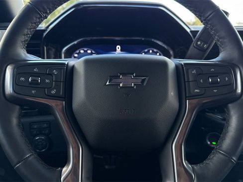 Certified 2025 Chevrolet Silverado 2500 ZR2 w/ Technology Package image 27