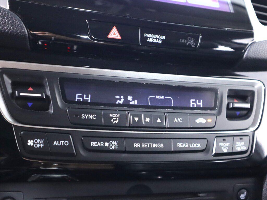 Used 2017 Honda Pilot Elite image 24