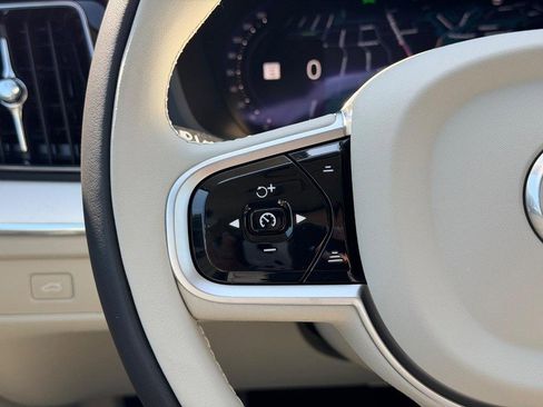 New 2026 Volvo XC60 B5 Ultra w/ Protection Package Premier image 13
