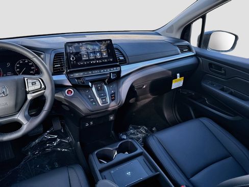 Certified 2026 Honda Odyssey EX-L image 19