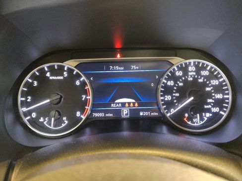Used 2023 Nissan Sentra SV FWD image 23