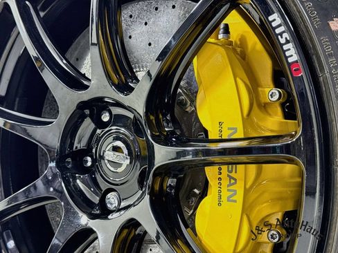 Used 2021 Nissan GT-R NISMO AWD/4WD image 54