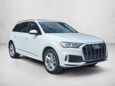 Used 2023 Audi Q7 3.0T Premium Plus AWD/4WD image 3