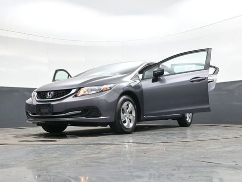 Used 2015 Honda Civic LX image 42