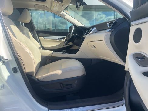 Used 2021 INFINITI QX50 Luxe w/ Cargo Package image 16