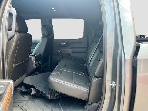 Used 2019 Chevrolet Silverado 1500 High Country w/ Technology Package AWD/4WD image 26