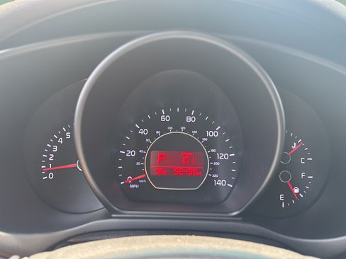 Used 2017 Kia Soul FWD image 23