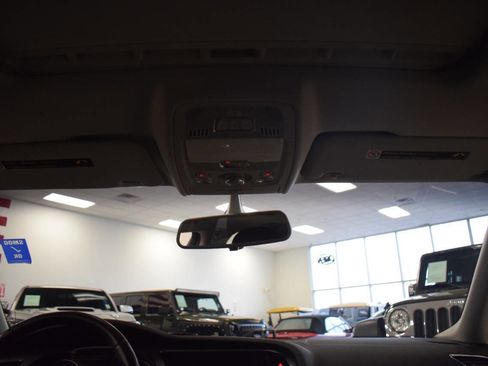 Used 2016 Audi A4 2.0T Premium image 42