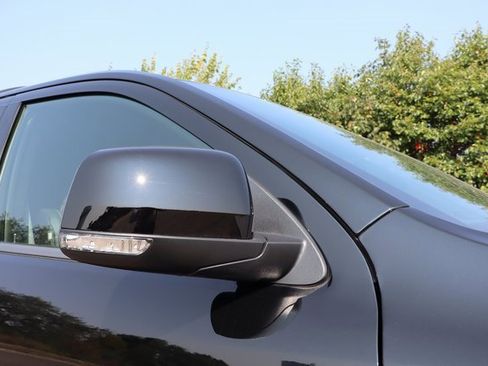 Used 2024 Dodge Durango SRT image 2