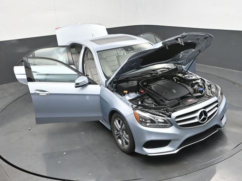 Used 2015 Mercedes-Benz E 350 Sedan image 44