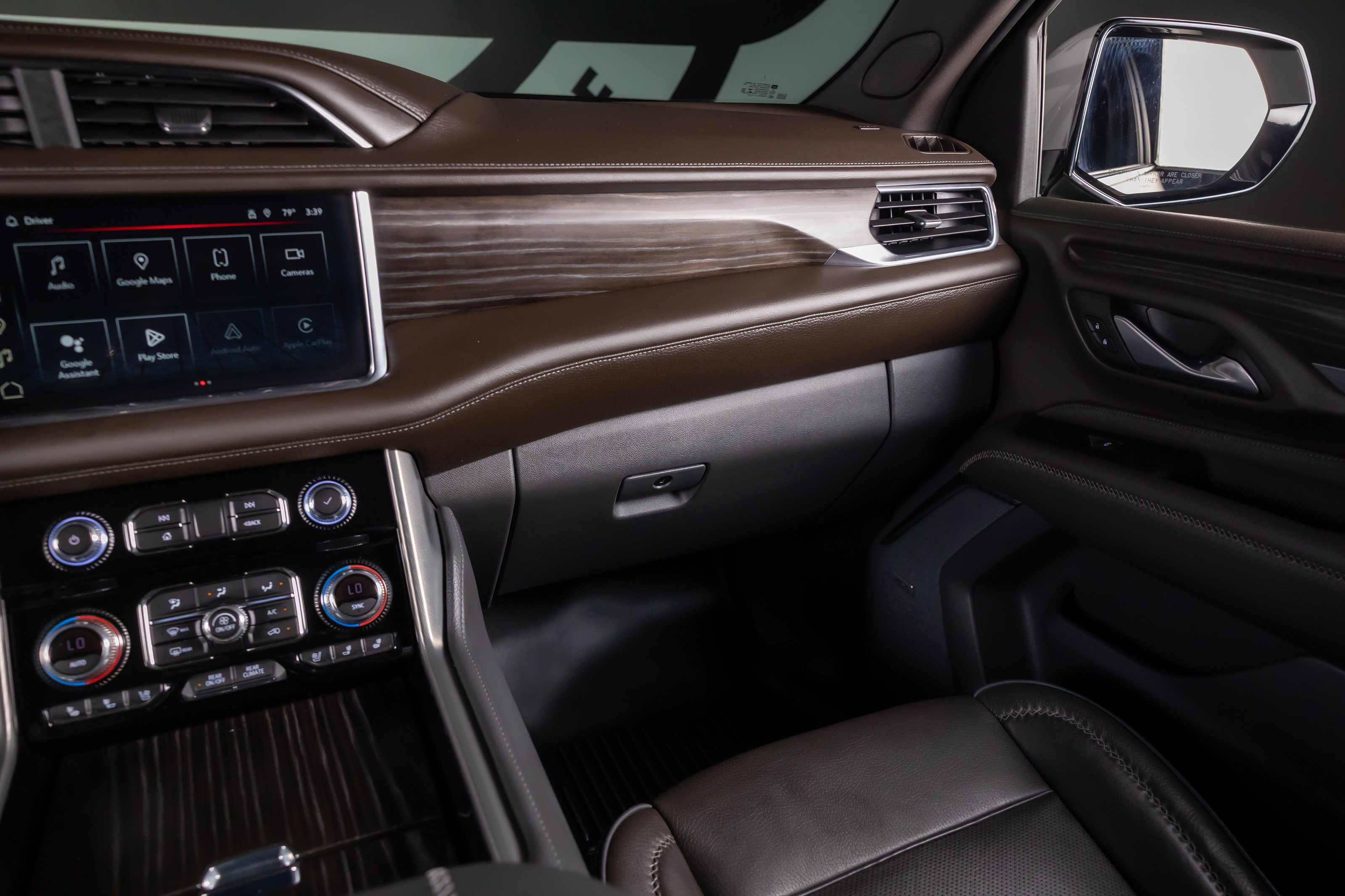 Used 2022 GMC Yukon XL Denali RWD image 8