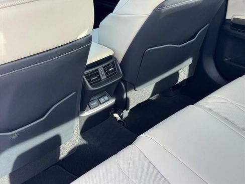 Used 2024 Lexus ES 350 Ultra Luxury w/ Accessory Package (Z1) image 15