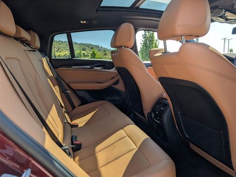 Used 2025 BMW X4 xDrive30i image 19
