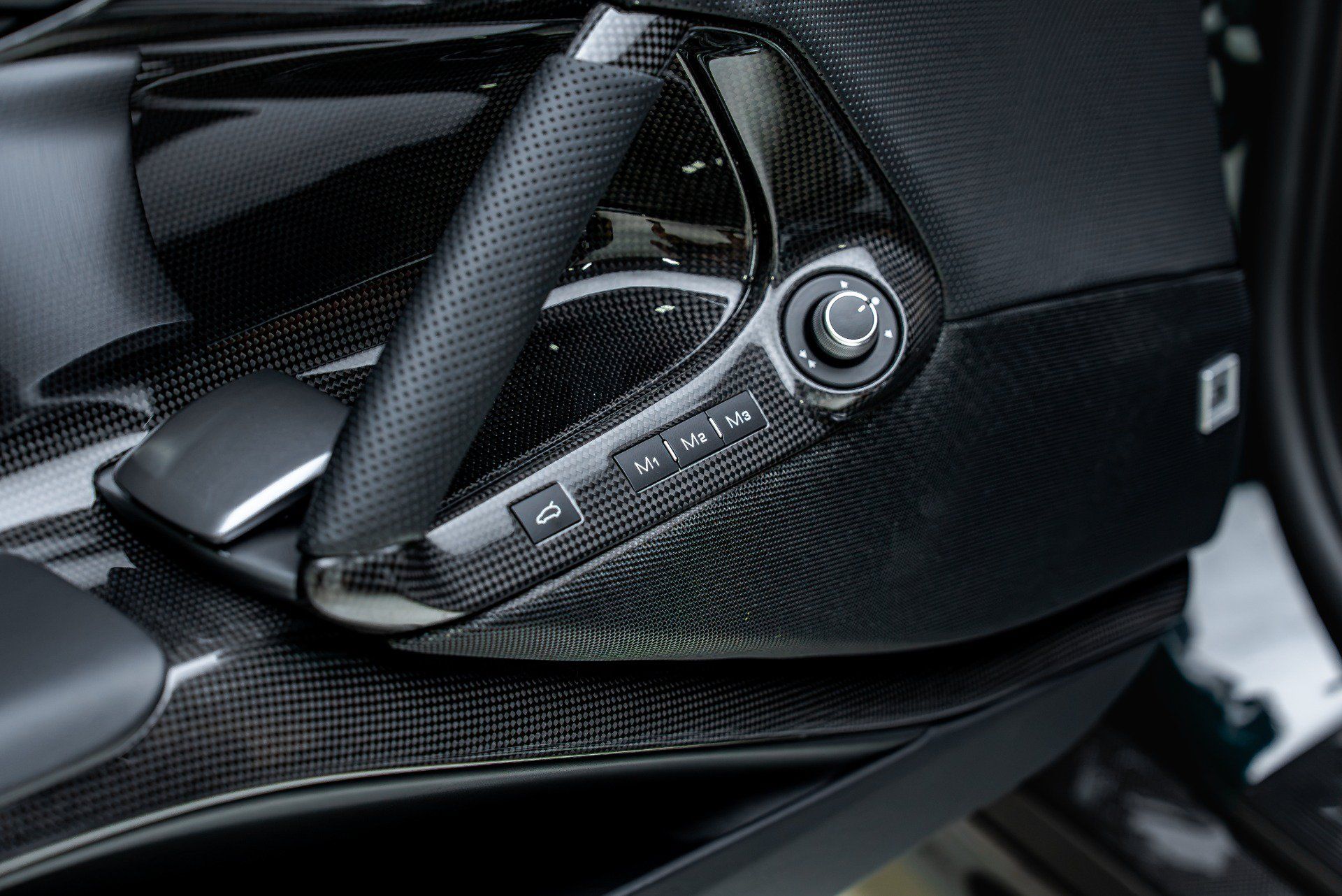 Used 2023 Ferrari 812 GTS RWD image 39