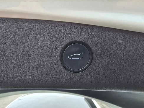 Used 2021 Tesla Model 3 Standard Range Plus image 30