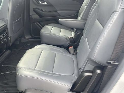 Used 2020 Chevrolet Traverse Premier AWD/4WD image 12