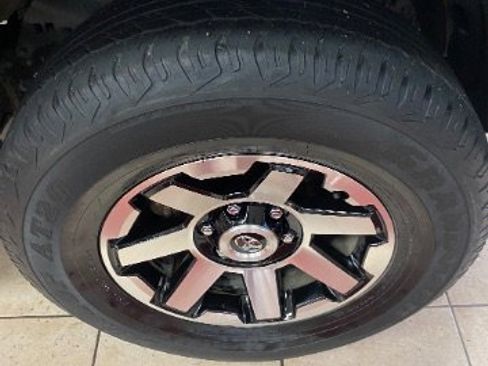 Used 2019 Toyota 4Runner TRD Off-Road image 24