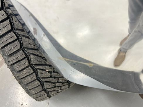 Used 2011 Ford F150 XLT image 25